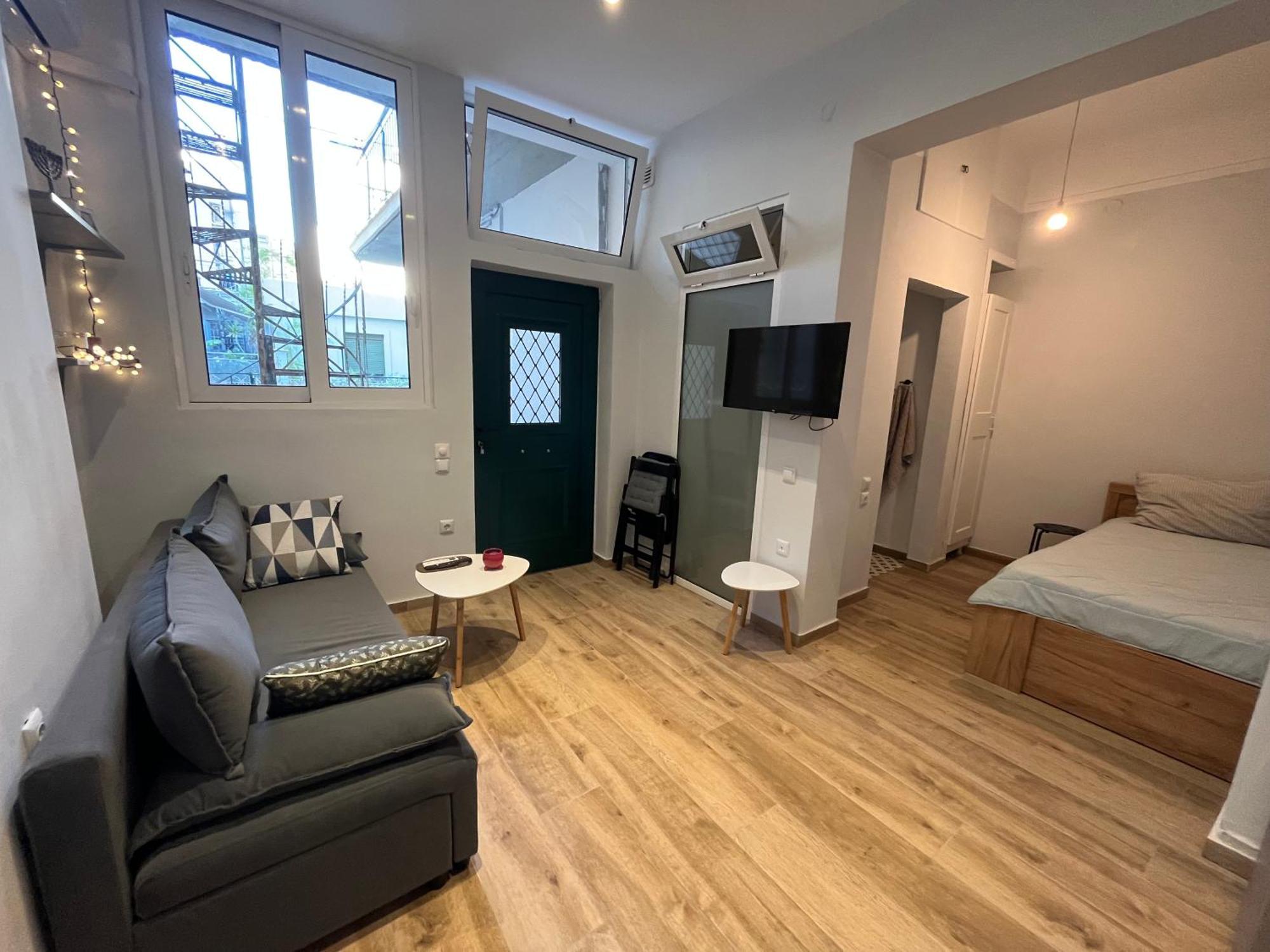 Noa - Designed Garden Studio In The City Center 卡拉马塔 外观 照片
